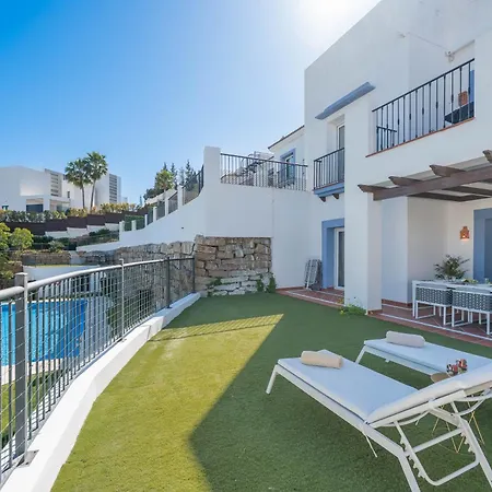 Paradisiacal 3 Bdrm With Sea Views, Gym & 아파트 *