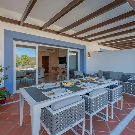 Paradisiacal 3 Bdrm With Sea Views, Gym & 아파트 *