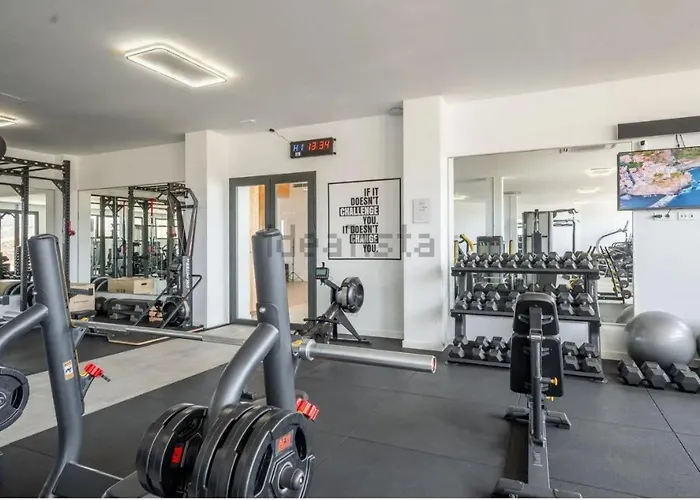 Paradisiacal 3 Bdrm With Sea Views, Gym & Apartment Estepona