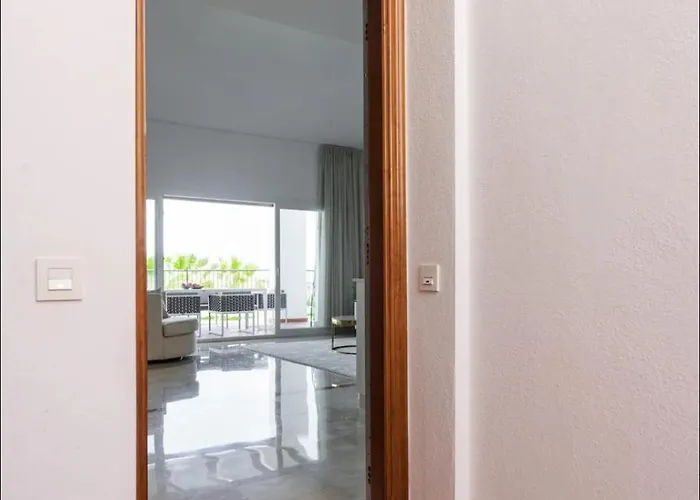 Apartment Paradisiacal 3 Bdrm With Sea Views, Gym & *