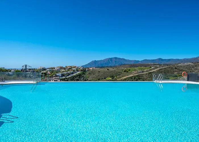 아파트 Paradisiacal 3 Bdrm With Sea Views, Gym & 에스테포나