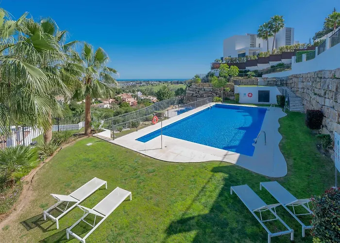 Paradisiacal 3 Bdrm With Sea Views, Gym & * 에스테포나