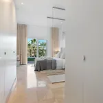 Paradisiacal 3 Bdrm With Sea Views, Gym & Apartment Estepona