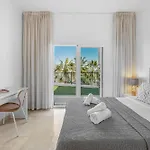 Apartment Paradisiacal 3 Bdrm With Sea Views, Gym &