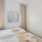 Διαμέρισμα Paradisiacal 3 Bdrm With Sea Views, Gym & Εστεπόνα