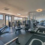 Apartment Paradisiacal 3 Bdrm With Sea Views, Gym & *