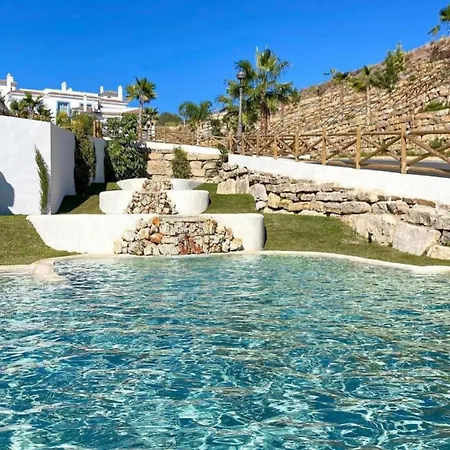 Paradisiacal 3 Bdrm With Sea Views, Gym & 埃斯特波纳