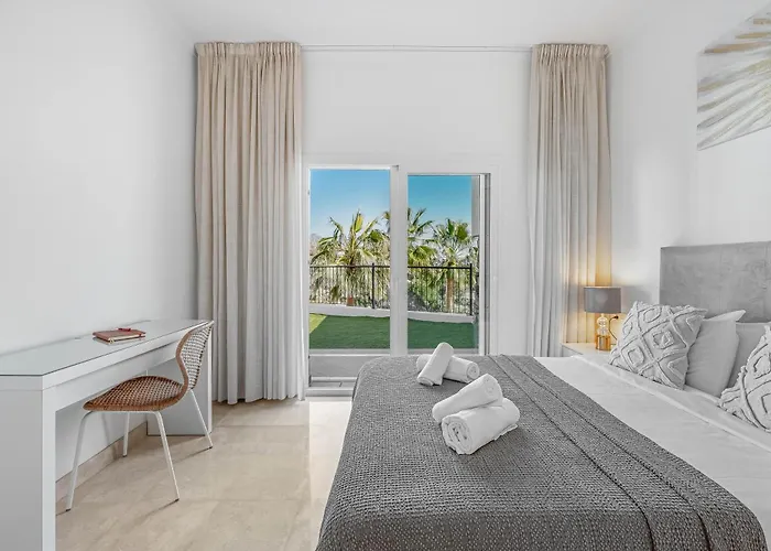 Appartement Paradisiacal 3 Bdrm With Sea Views, Gym &